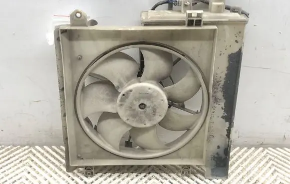 Coolant expansion tank/reservoir