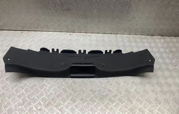 Maserati GranTurismo Centre console side trim rear 81338806