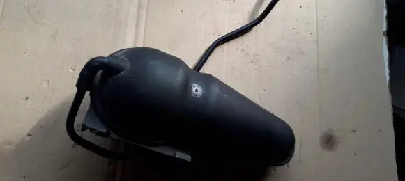 Vacuum air tank