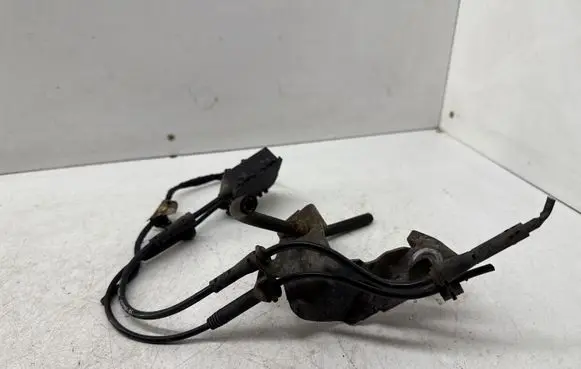 BMW 1 F20 F21 Brake pads wear sensor 6792289