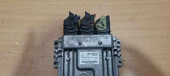 Ford Mondeo MK IV Engine control unit/module 97RI010012 BV6112A650KH 40835A2045C854