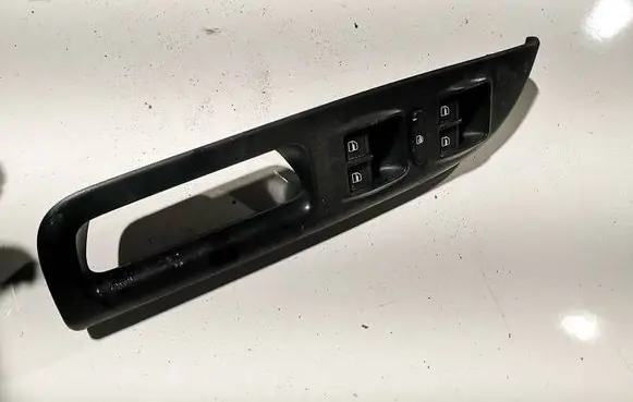 Electric window control switch