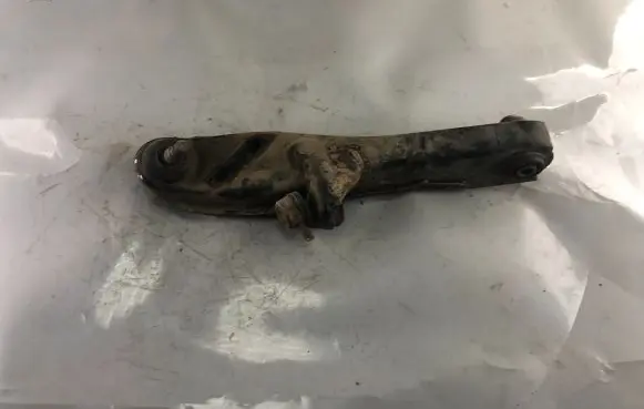 Mitsubishi Pajero Pinin Front lower control arm/wishbone