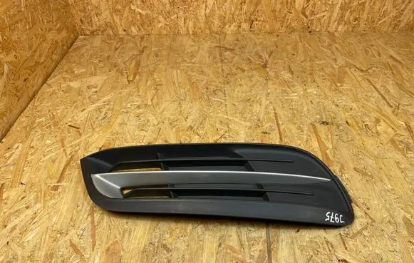 BMW 5 F10 F11 Front bumper lower grill 7331734