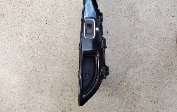 Mitsubishi Outlander Rear door window switch trim 7222B460ZZ06A 7222B460ZZ