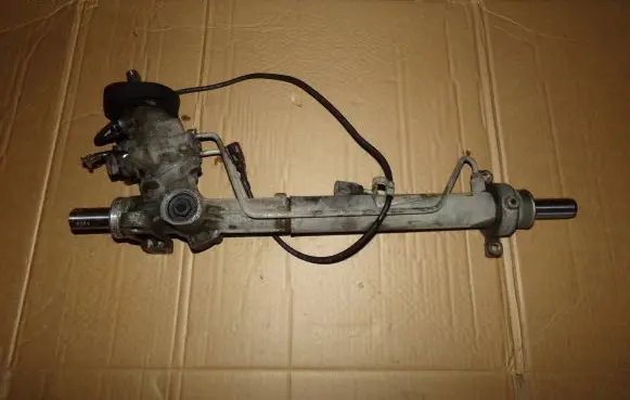 Volkswagen Polo Steering rack