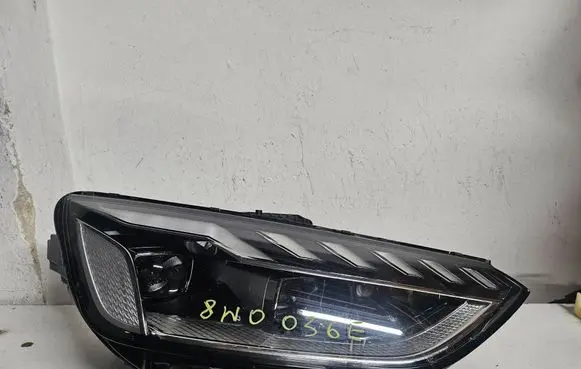 Audi A4 S4 B9 8W Headlight/headlamp 8W0941036E