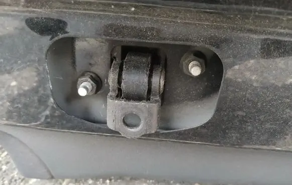Volvo S40 Rear door check strap stopper