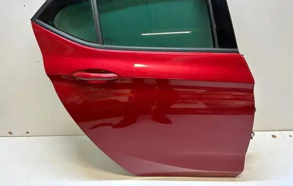 Opel Astra K Rear door 