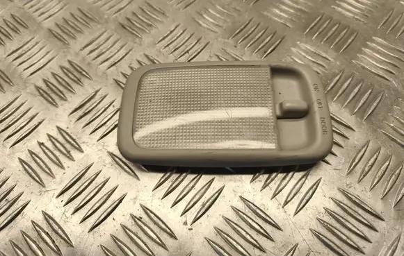 Toyota Yaris Rear seat light 