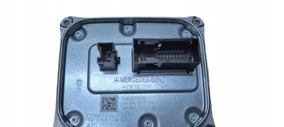 Mercedes-Benz CLS W257 Voltage converter/converter module 