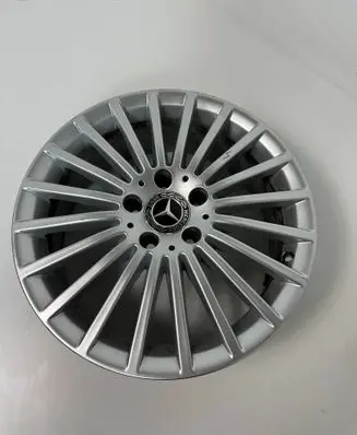 Mercedes-Benz GLA W156 X156 R17 alloy rim A1564011800
