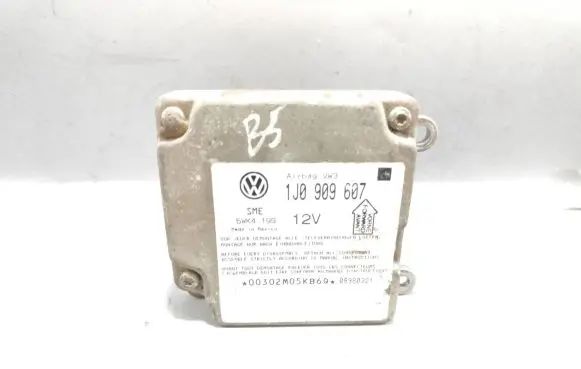 Volkswagen PASSAT B5 Airbag control unit/module 1J0909607