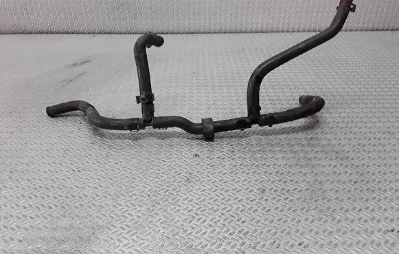 Volkswagen Polo IV 9N3 Engine coolant pipe/hose