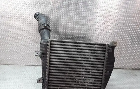 Audi Q7 4L Intercooler radiator