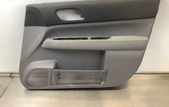 Subaru Forester SG Front door card panel trim 94213 SA020