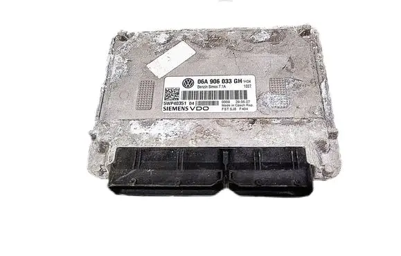 Volkswagen Golf V Engine control unit/module 06A906033GH