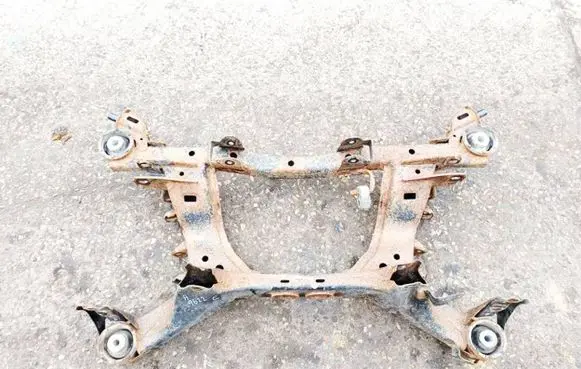 Subaru Outback (BS) Rear subframe 