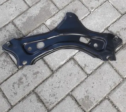 Top upper radiator support slam panel