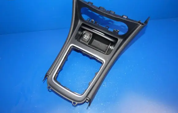 Mercedes-Benz CLA C117 X117 W117 Car ashtray