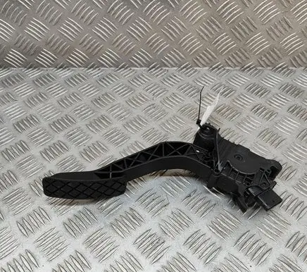 Skoda Octavia Mk4 Accelerator throttle pedal 3WB723503 PV014005