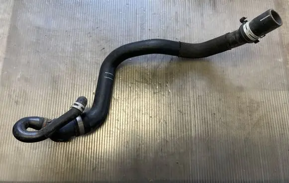 Ford Kuga II Engine coolant pipe/hose 9V618260CE PHX132038