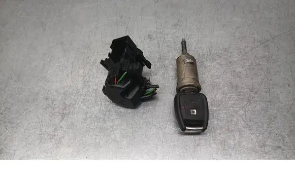 Opel Zafira A Ignition lock 