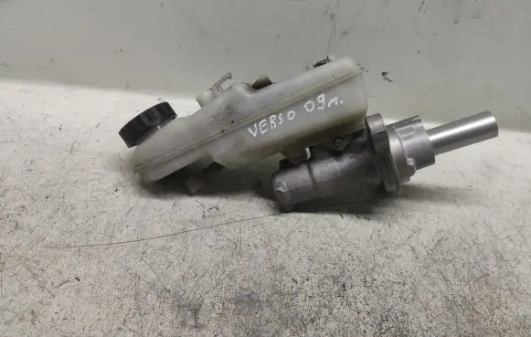 Toyota Verso Master brake cylinder
