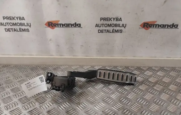 Porsche Cayenne (9PA) Accelerator throttle pedal 7L0723507A 6PV00802626
