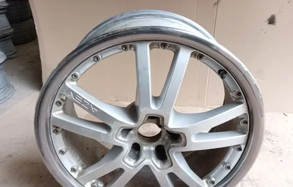 R19 alloy rim