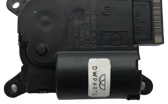 Volkswagen Golf VII A/C air flow flap actuator/motor 5Q0907511K