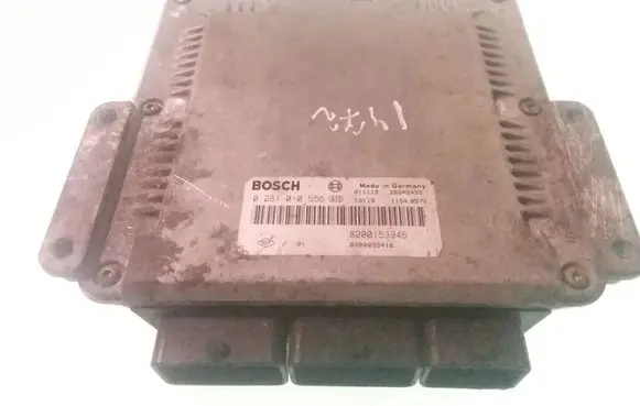 Renault Laguna II Engine control unit/module 0281010556 8200153946