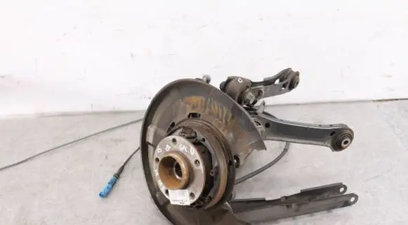 BMW X1 E84 Rear wheel hub spindle/knuckle 6788050 33326788050 2409892