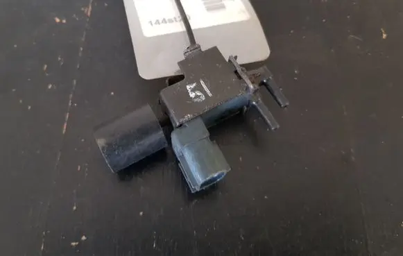 Toyota Land Cruiser (J200) Turbo solenoid valve