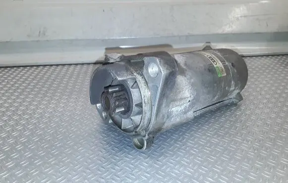 Audi A8 S8 D3 4E Starter motor 077911023K D7GS7
