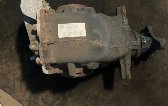 BMW 3 F30 F35 F31 Rear differential 7599475 E27091323 0713020408090003