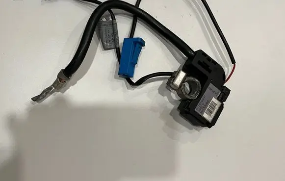 BMW 3 E92 E93 Negative earth cable (battery) 9215952 61129215952