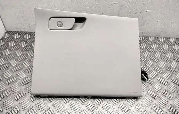 Chrysler Pacifica Glove box 5RL34TRMA 5101625