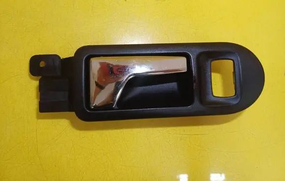Volkswagen Golf IV Front door interior handle 3B1837114