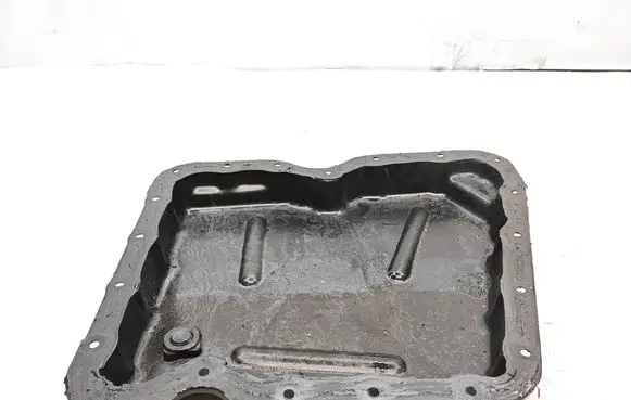Opel Movano B Oil sump 8200805603 20124