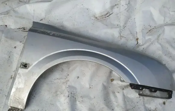 Opel Signum Fender pilkas