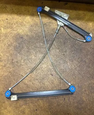 Audi A3 S3 A3 Sportback 8P Front window lifting mechanism without motor E006060001B F006060001B