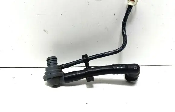 BMW 1 E81 E87 Vacuum line/pipe/hose 140327