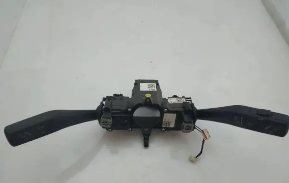 Volkswagen Golf VI Indicator stalk 5K0953521AB