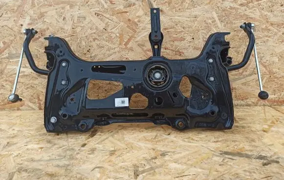 Volkswagen Golf Cross Engine mounting bracket 
