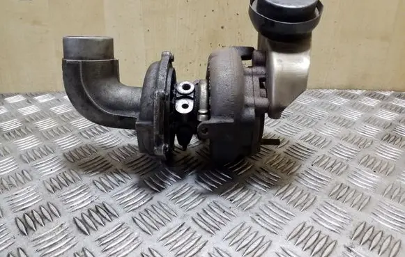 Toyota Avensis T250 Turbo E1151V4 0A0466