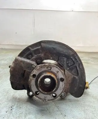 Volvo XC90 Front wheel hub P30683086 T115483