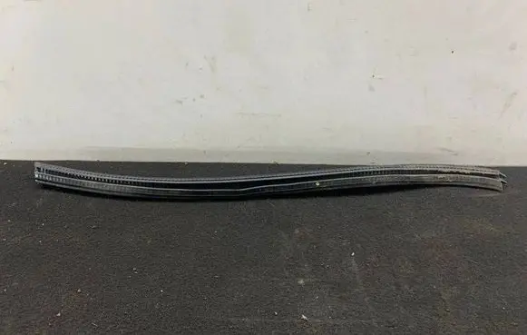 Audi A6 Allroad C7 Rubber seal front door window/glass 4G0837479