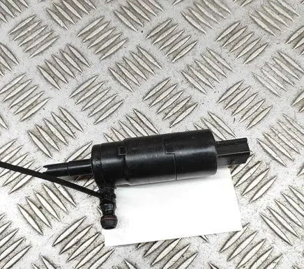 Volkswagen Touareg II Headlight washer pump 3B7955681