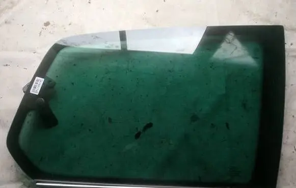 Ford Galaxy Rear side window as3 uysed